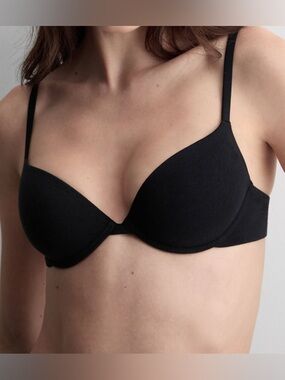 intimissimi. Black Ultralight Cotton bra. 34B